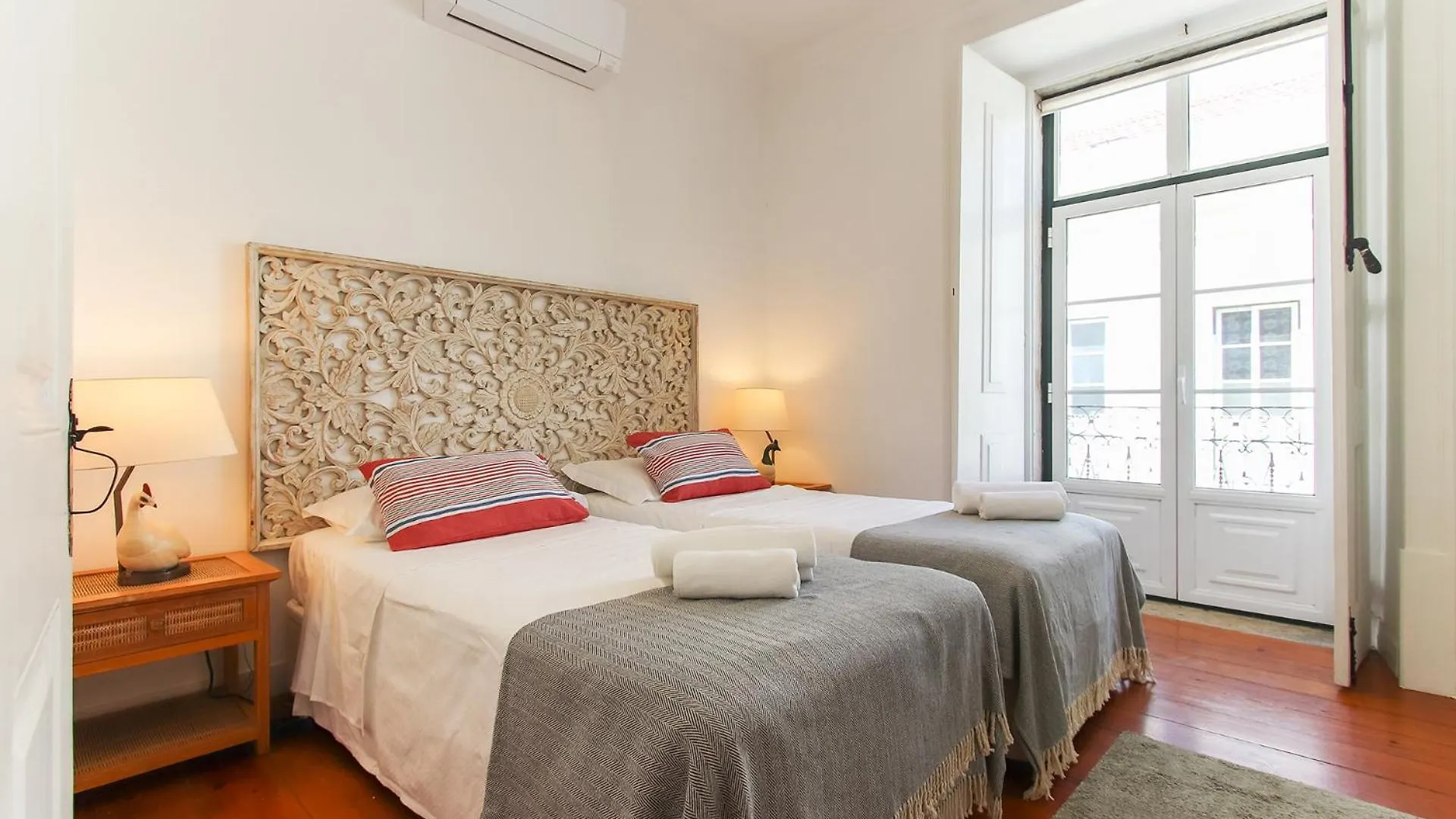 Апартаменты Dom Dinis Terrace Лиссабон